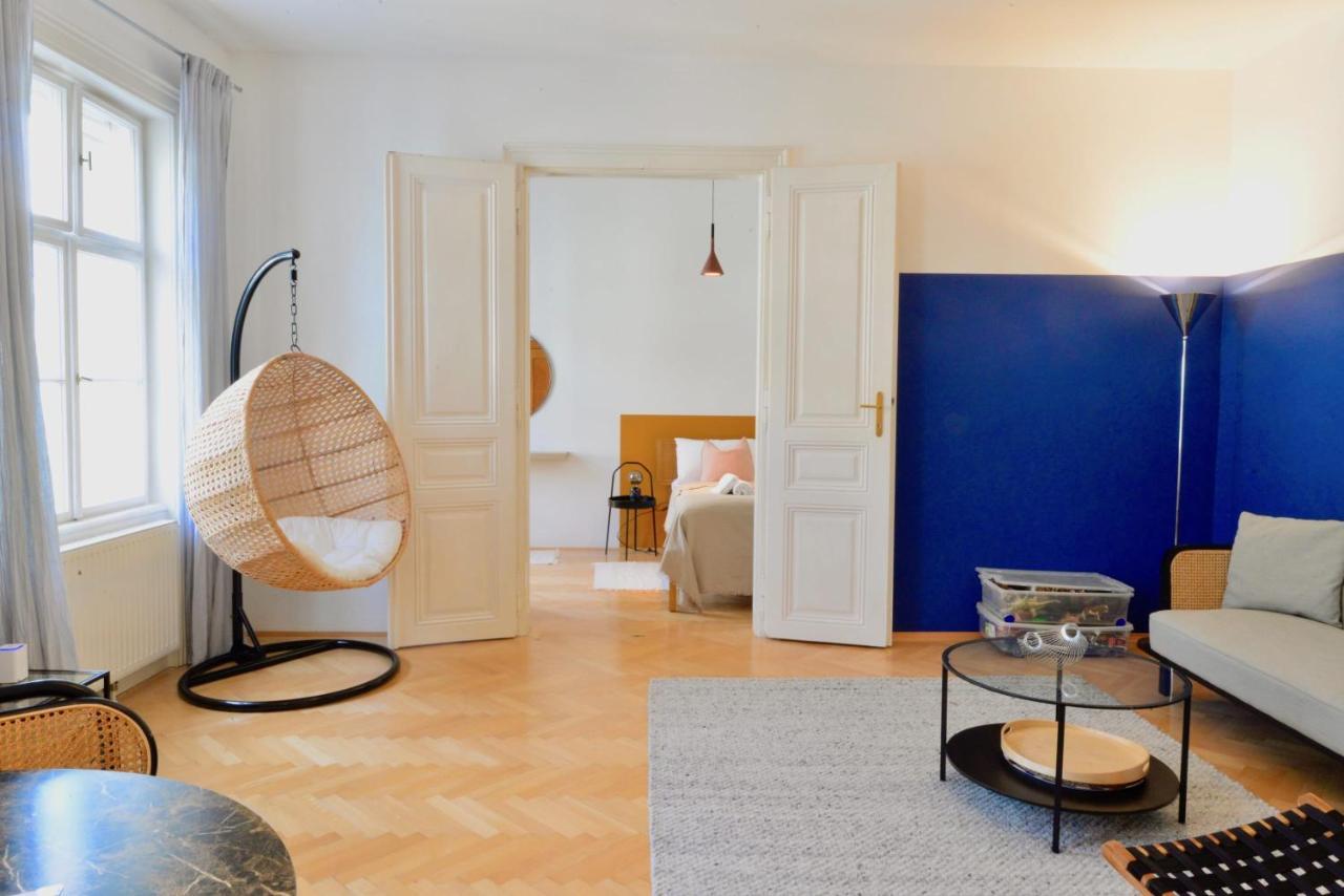 Beautiful Flat Next To Karlskirche Vienna Esterno foto
